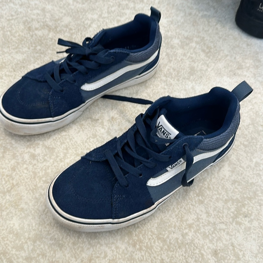 Kids vans size 5